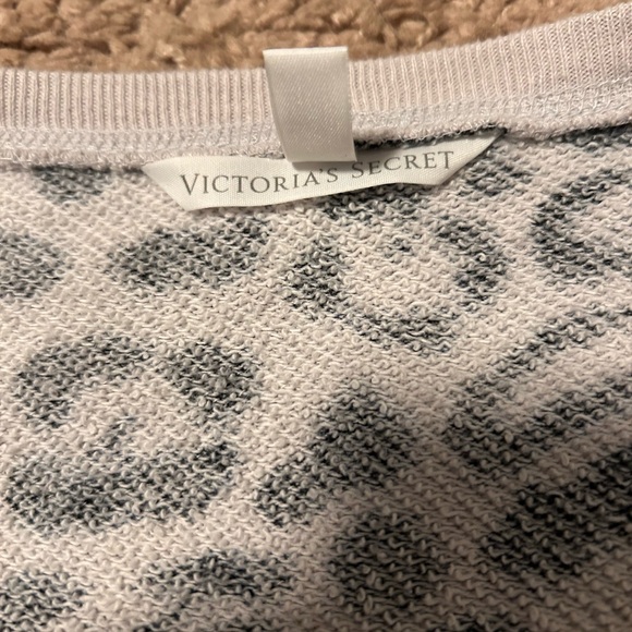 Victorias Secret Cheetah Print Top - Picture 3 of 3